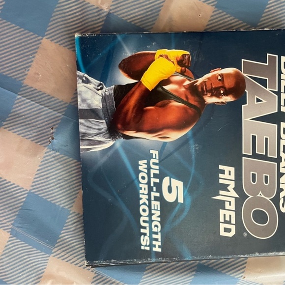 12 beach body workout videos in great condition - Picture 7 of 8